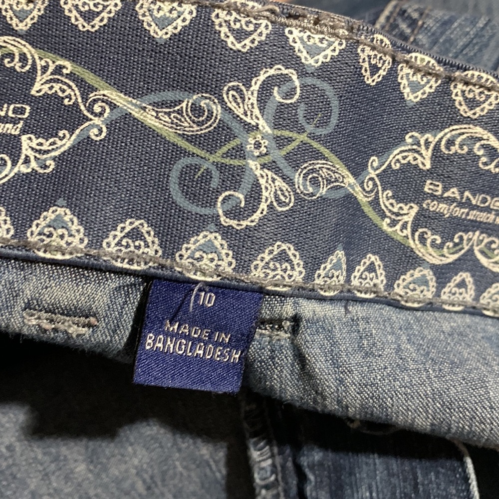 Bandolino Jeans Capris/Ankle Pants 10 Blue Straight Cotton Blend Flap Pockets - Picture 15 of 16